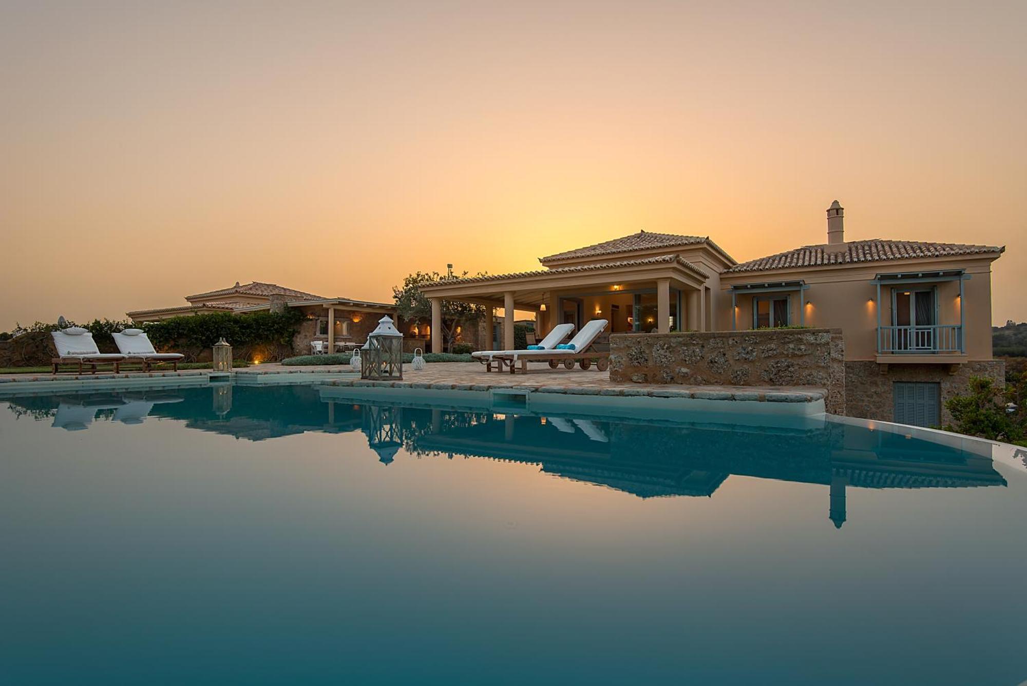 Villa Emerald Порто Хели Екстериор снимка