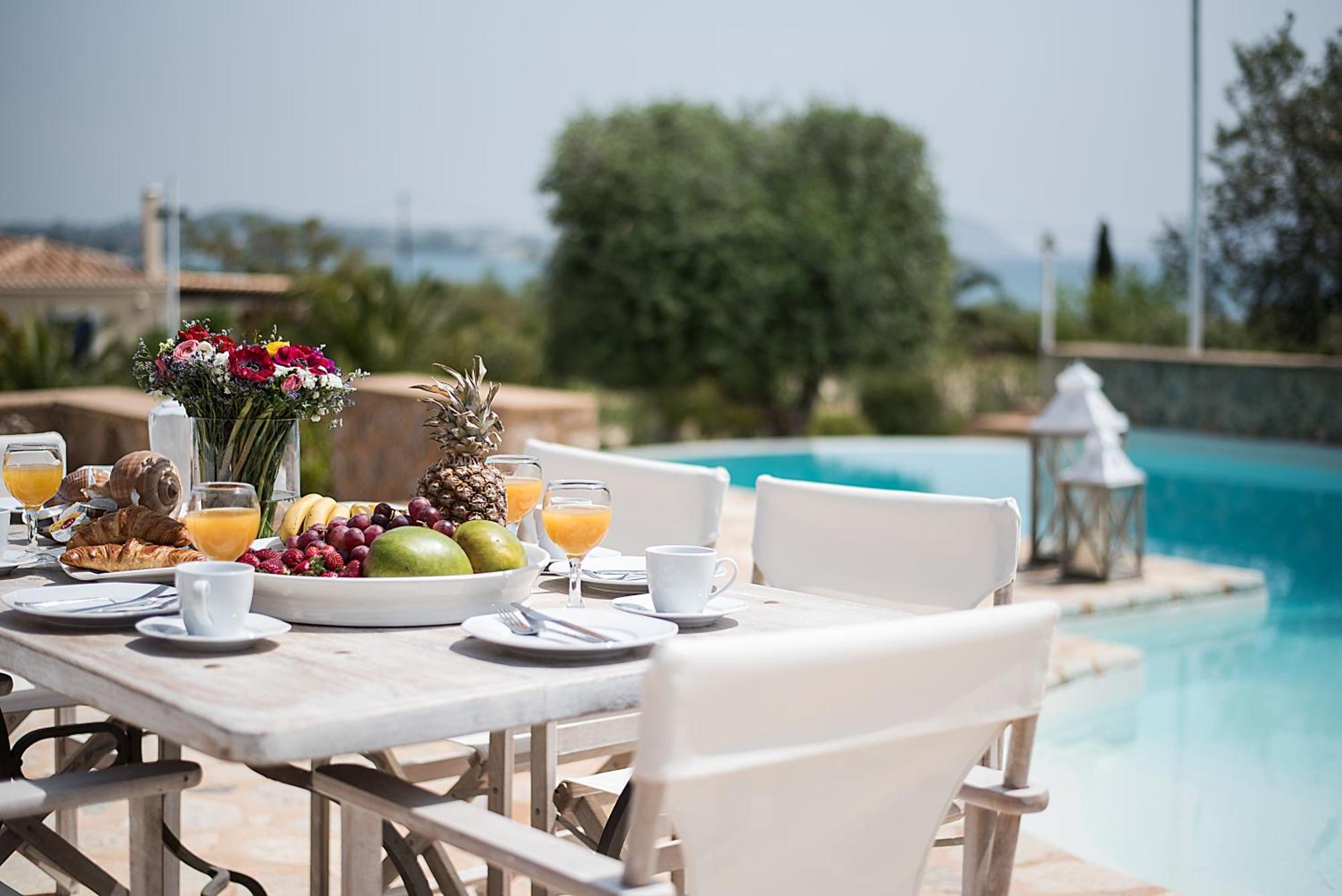 Villa Emerald Порто Хели Екстериор снимка