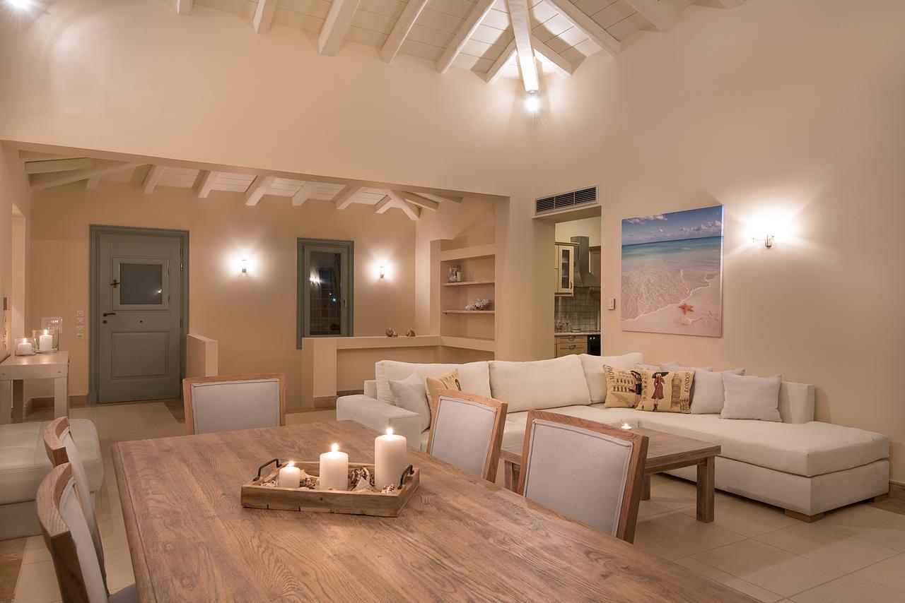 Villa Emerald Порто Хели Екстериор снимка