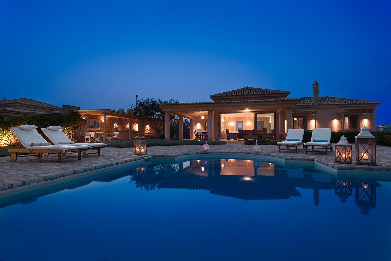 Villa Emerald Порто Хели Екстериор снимка