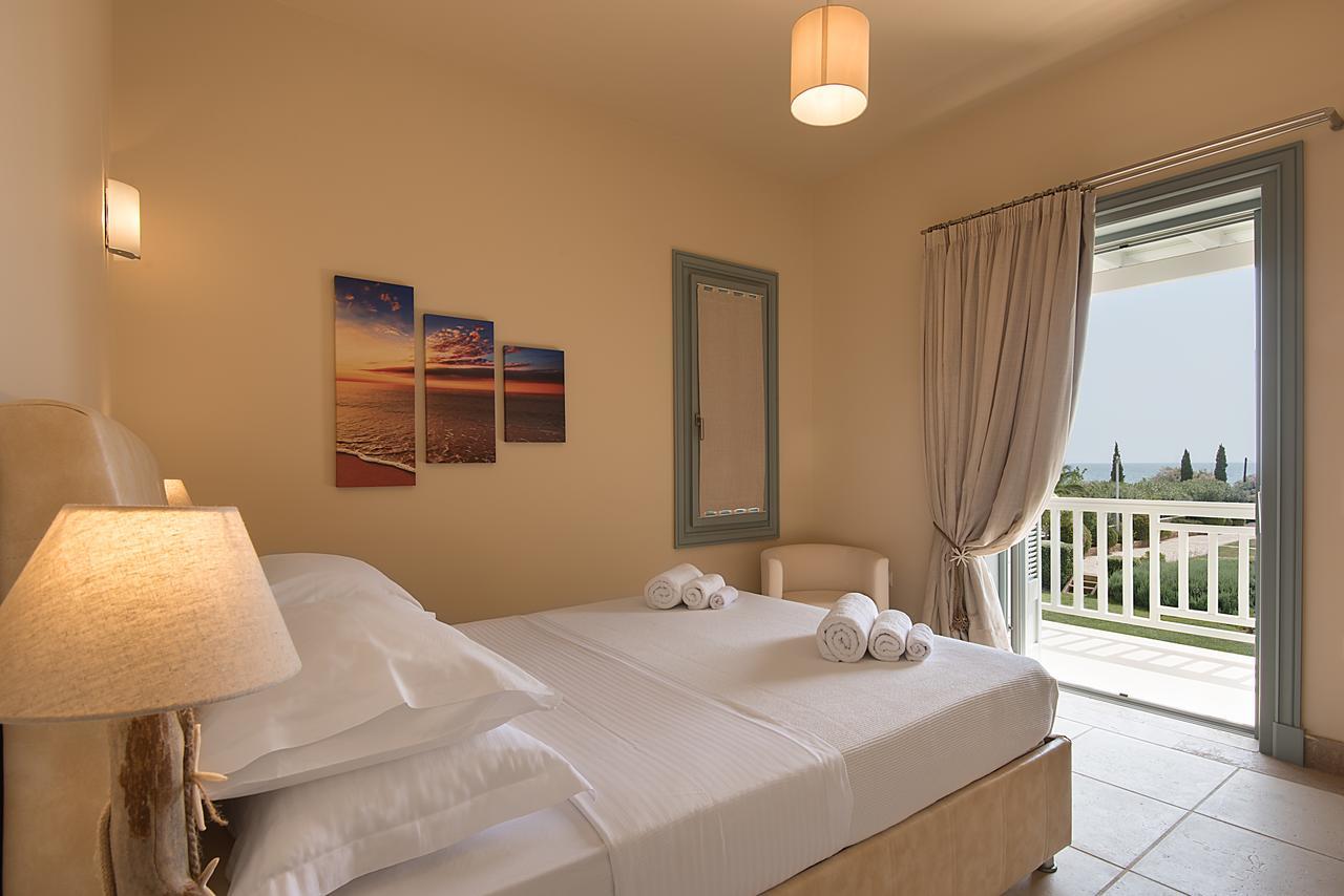 Villa Emerald Порто Хели Екстериор снимка