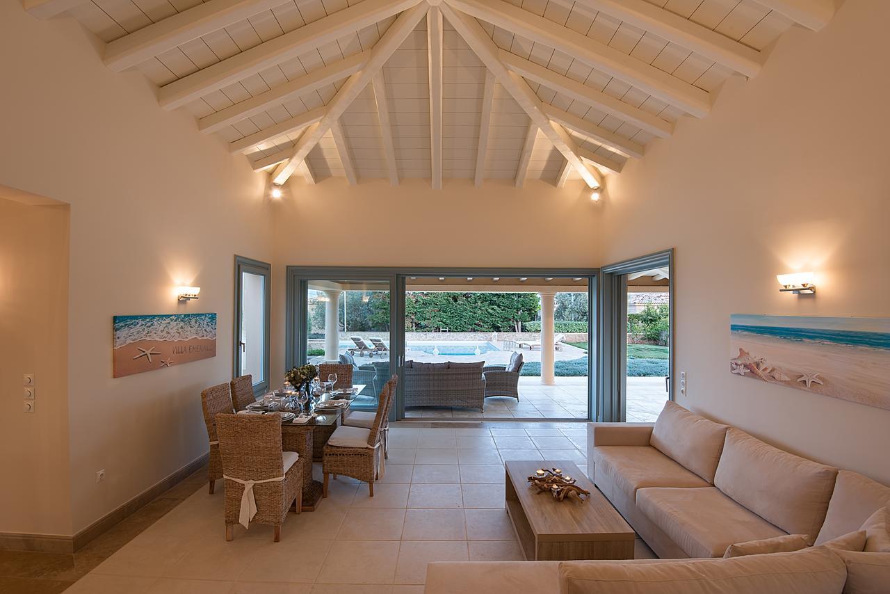 Villa Emerald Порто Хели Екстериор снимка